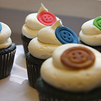 Chocolate Cupcakes with Fondant Flowers